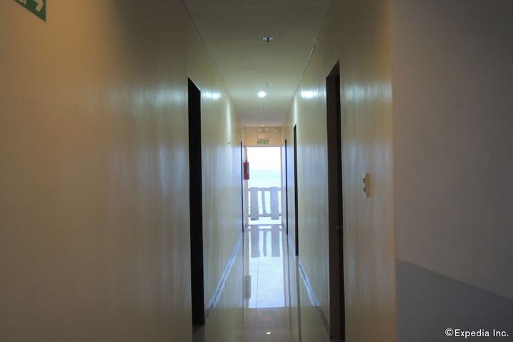 Ballroom/Hall 50 of 58
