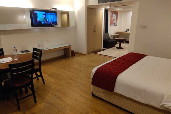 Room 18 of 85