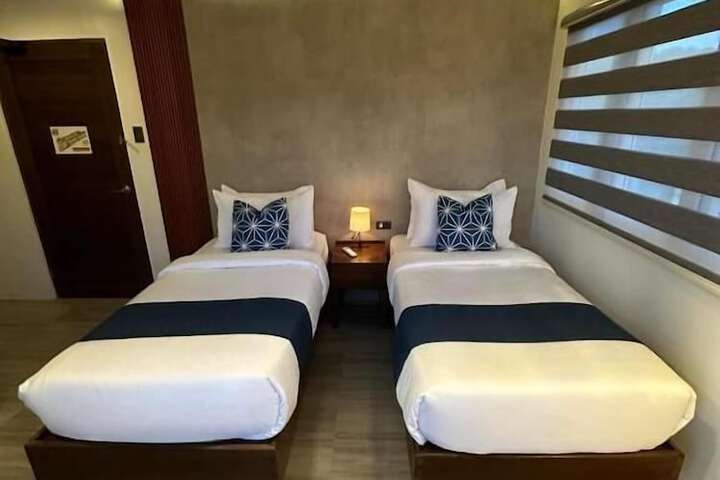 Coron 180 Hotel