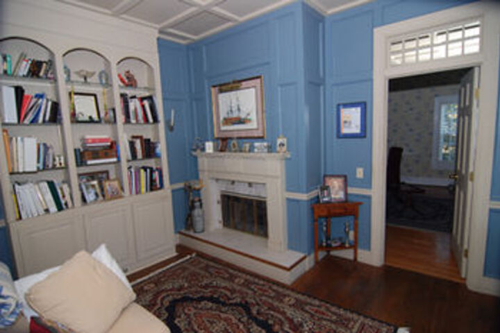 Room 13 of 22