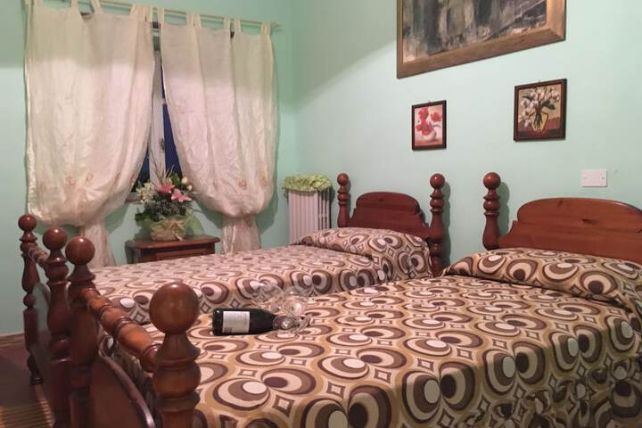 Room 15 of 18