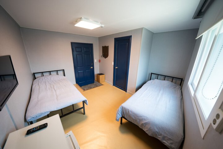 Room 24 of 62