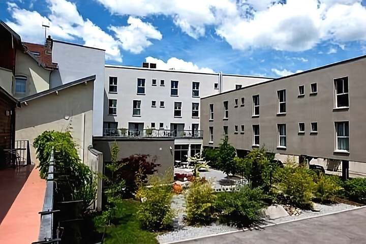 Hotel 74 of 75