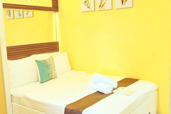 Room 7 of 26
