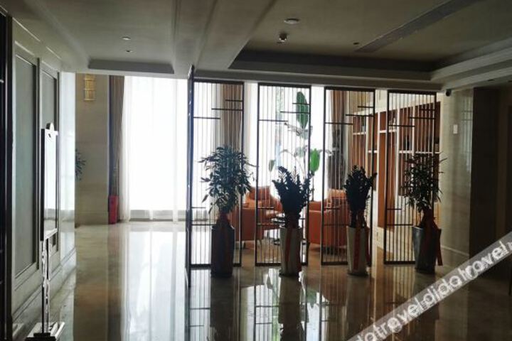 Hotel Interior 4 of 9