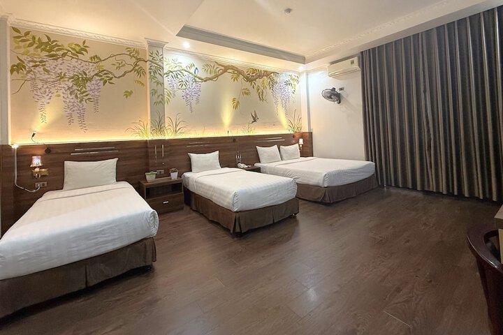 Room 16 of 46