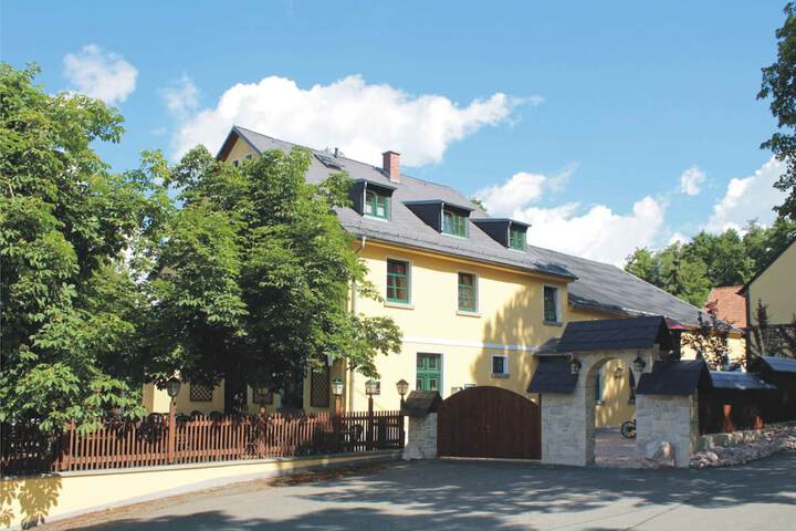 Landhotel Zum grünen Baum in Oelsnitz