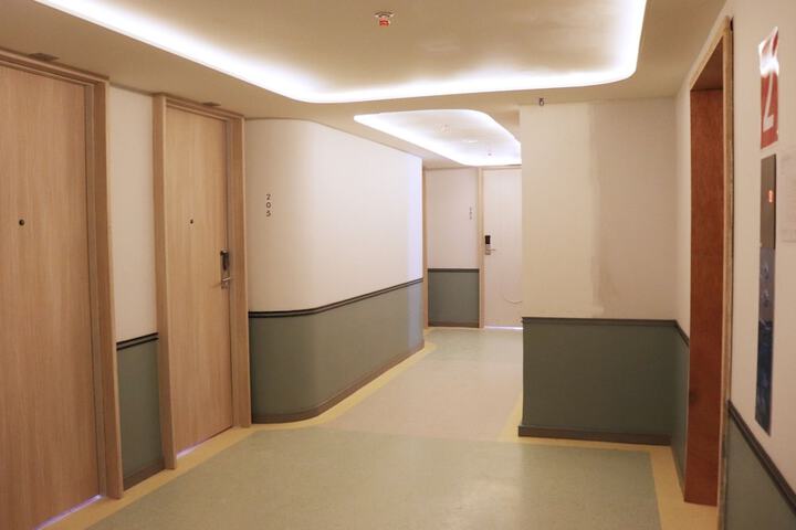 Ballroom/Hall 148 of 155