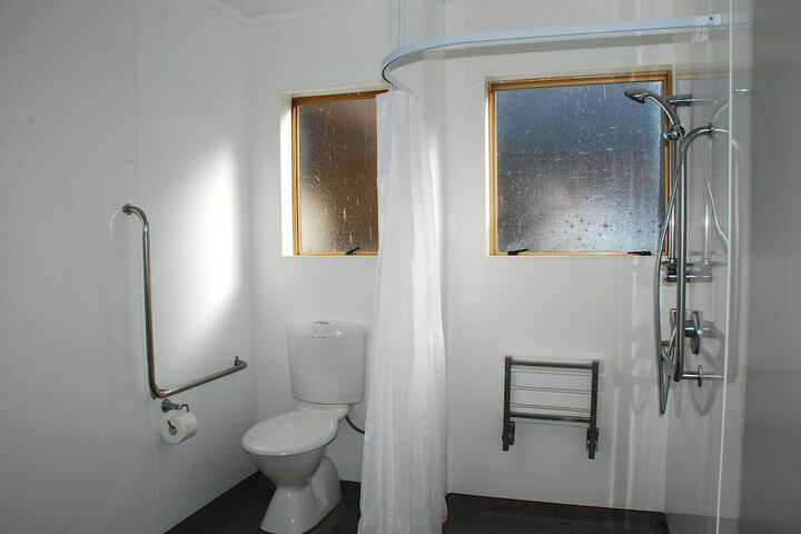 Room 34 of 46