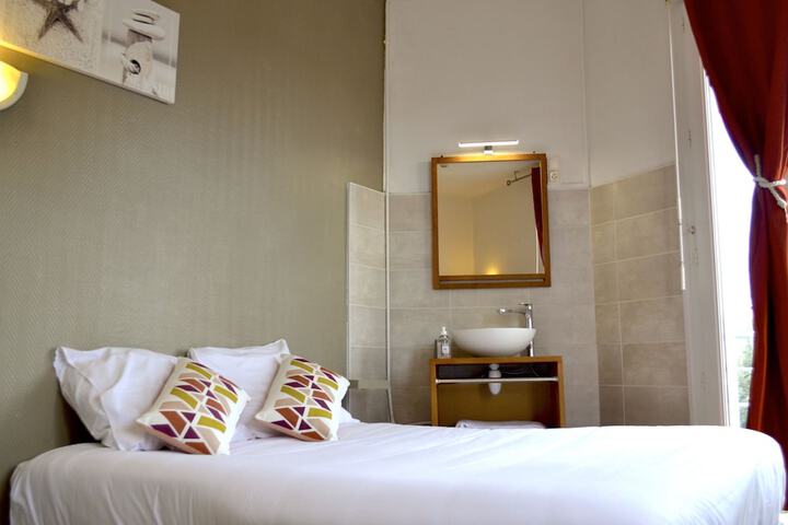 Hotel Interior 29 of 32