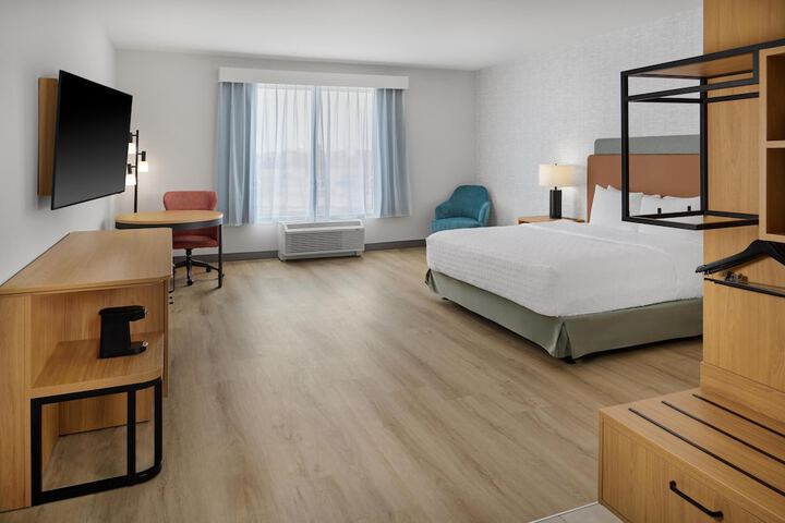 Room 7 of 34