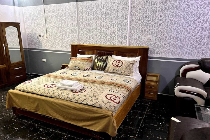 Room 21 of 60