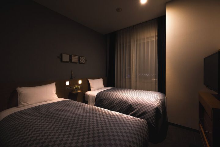 Room 20 of 58