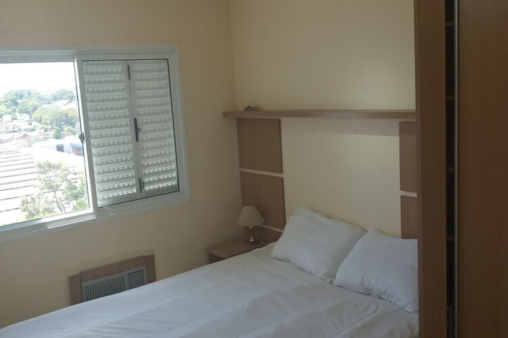Room 6 of 12