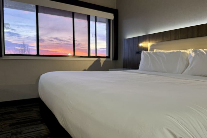 Standard | King Bed (9 of 23)