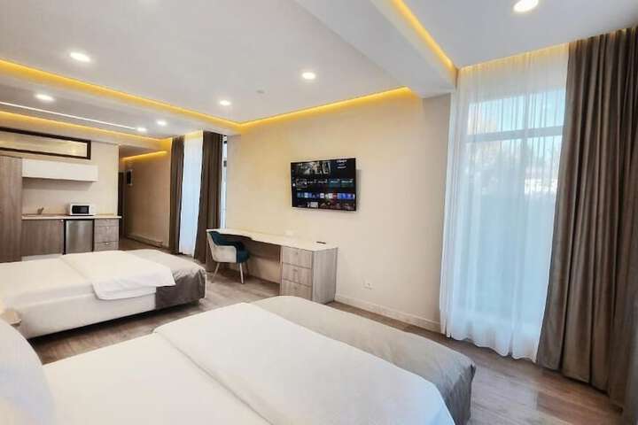 Room 8 of 67