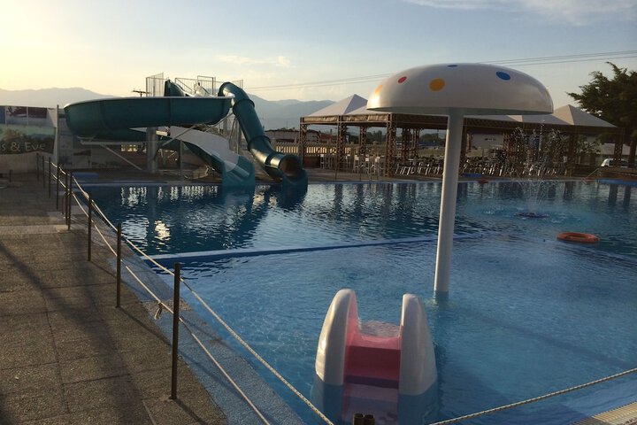 Pool 35 of 66