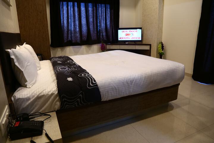 Room 1 of 4
