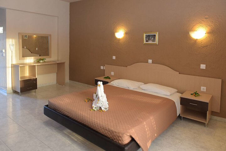 Room 17 of 55