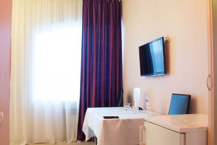 Room 25 of 37