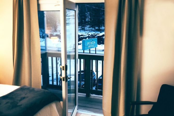 Room 5 of 19