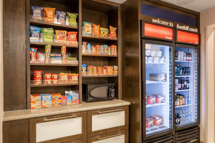 Snack bar
