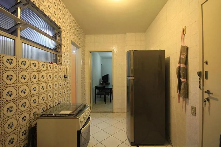 Room 10 of 17