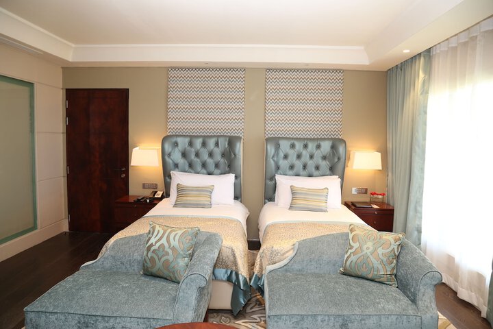 Room 35 of 78