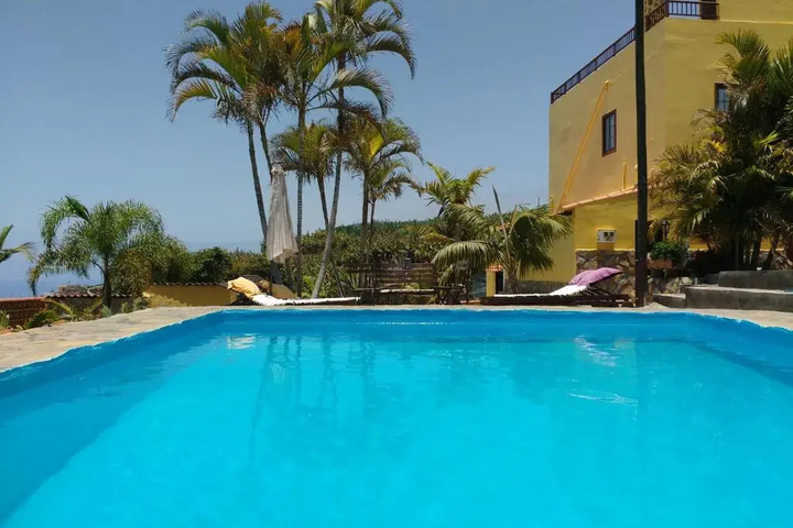 Pool 6 of 13