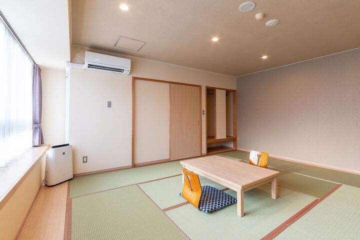 Room 29 of 59