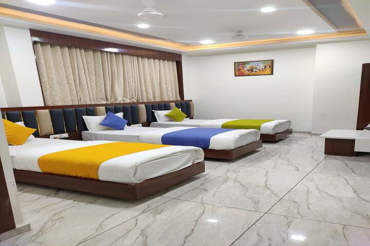 Room 14 of 20