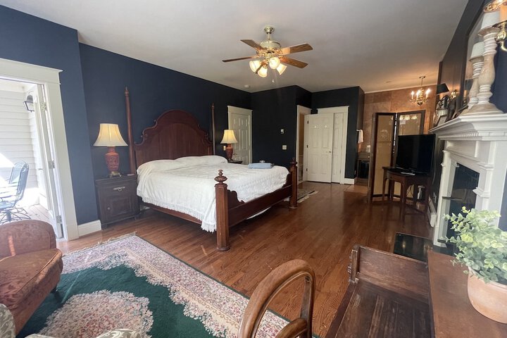 Room 17 of 67