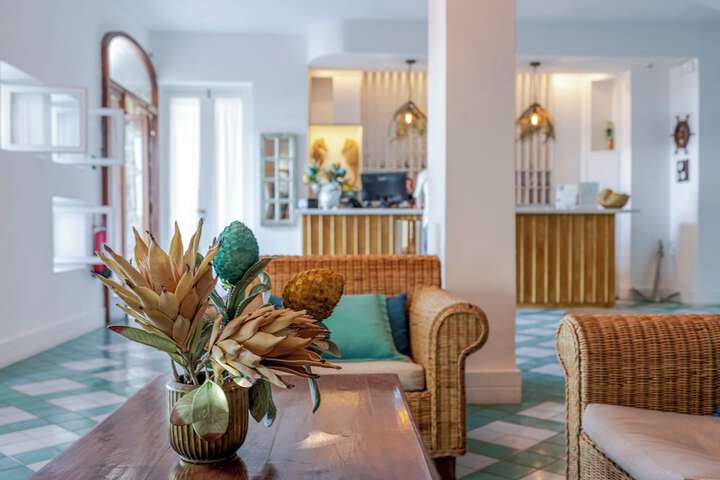 Guest Lobby