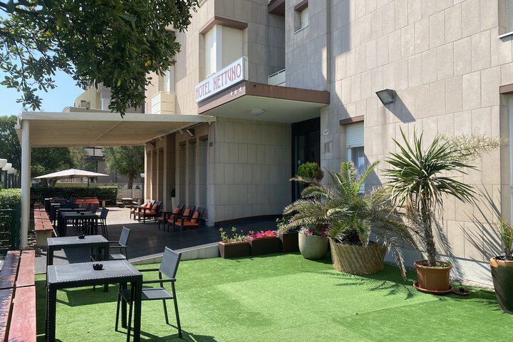 Hotel 54 of 63