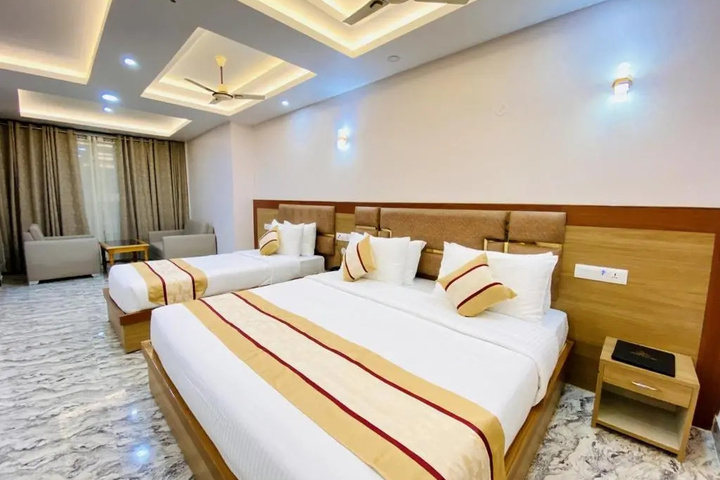 Room 2 of 20