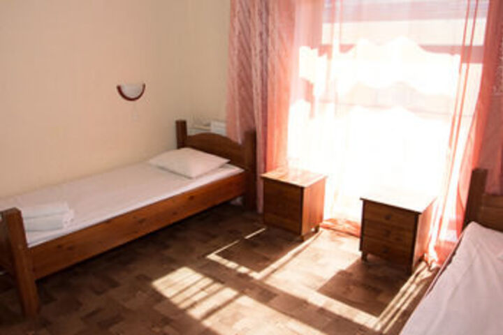 Room 37 of 65