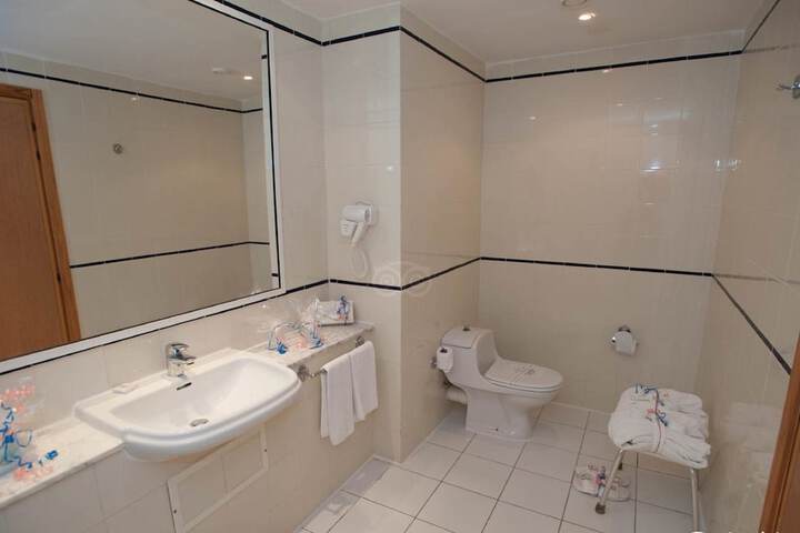 Room 14 of 51
