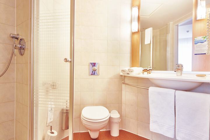 Clean Restrooms