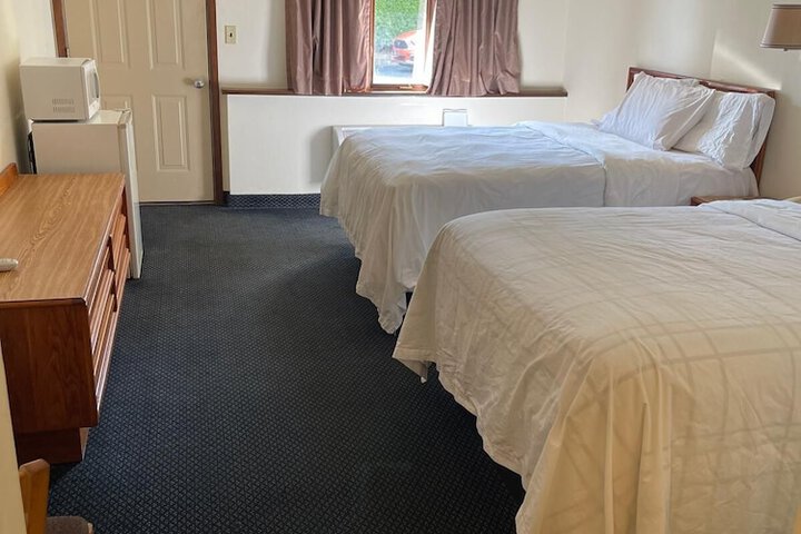 Room 2 of 23