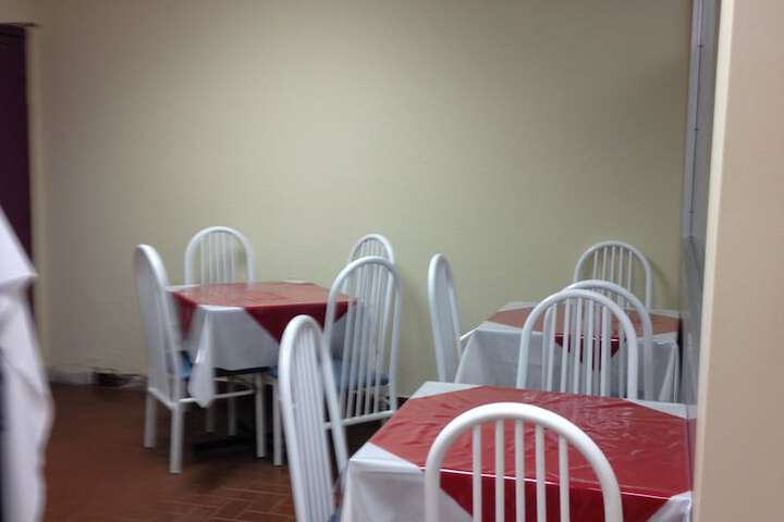 Dining 11 of 16