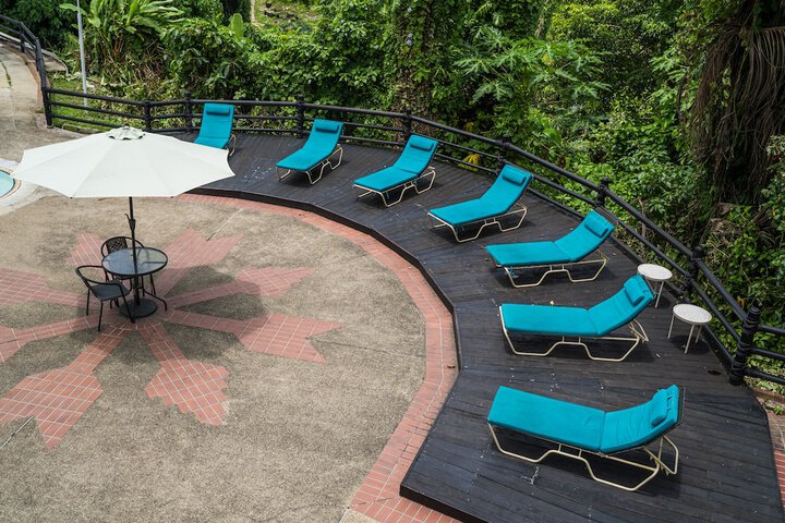 Sundeck 65 of 69