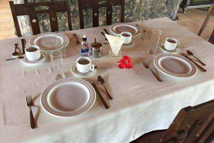 Dining 19 of 31
