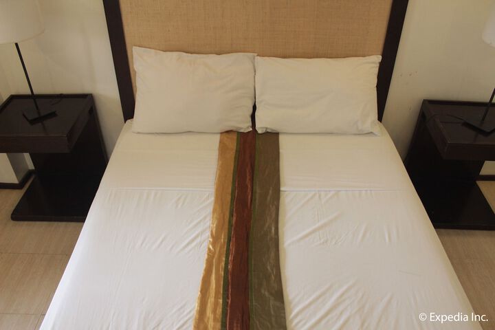 Room 8 of 31