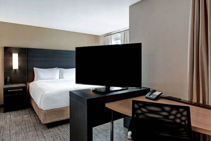 Room 10 of 92