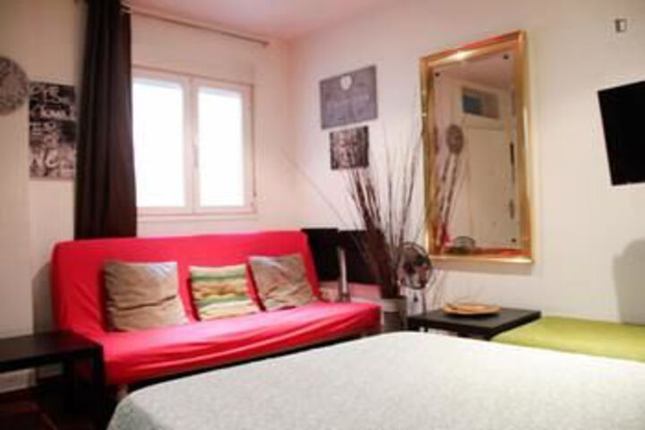 Studio in Madrid With Wifi - 72 km From the Slopes