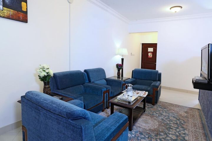 Room 14 of 38