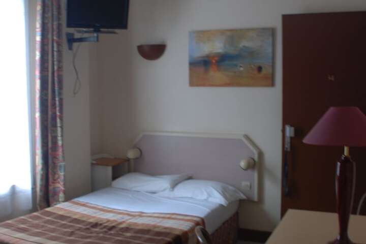 Room 7 of 36