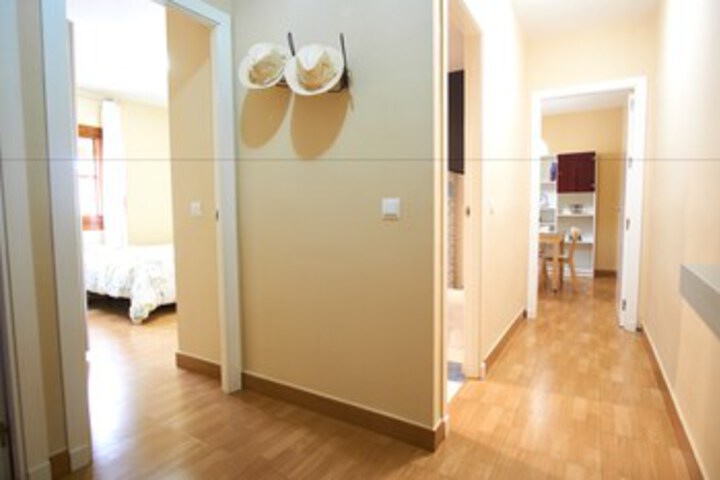 Room 11 of 30