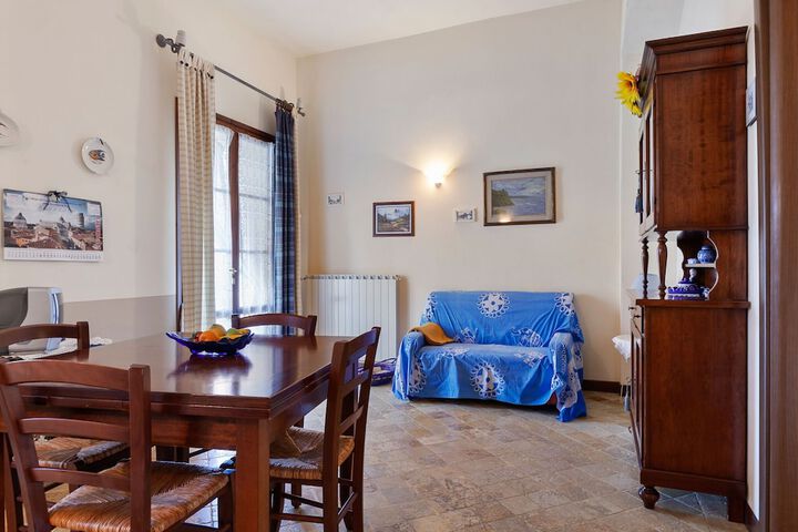 Room 4 of 26