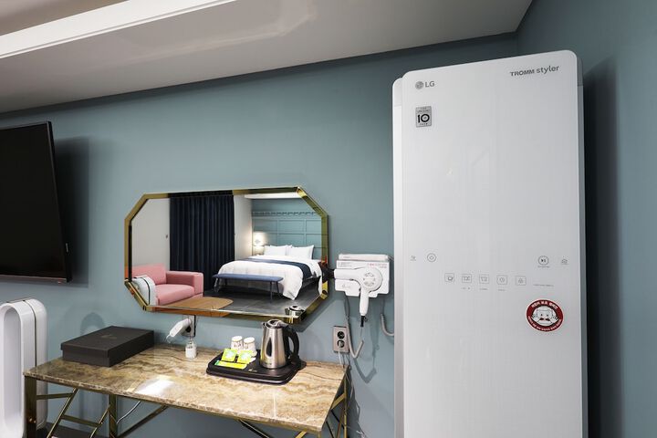Room 40 of 96